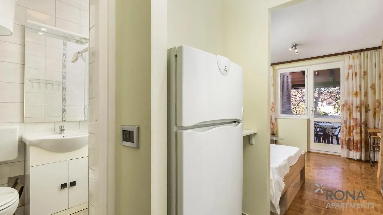 Rona Apartment Porat 2 Porec
